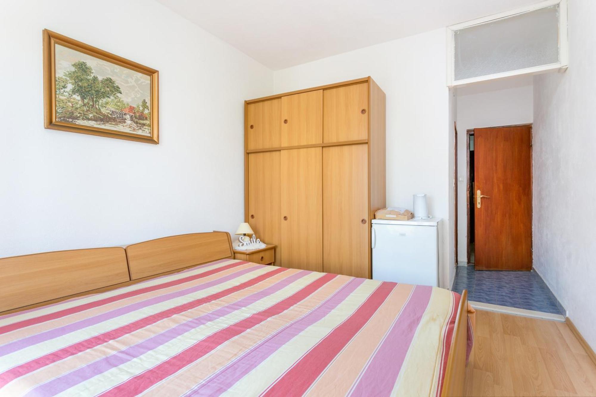 Apartments And Rooms With Parking Space Supetar, Brac - 5658 Værelse billede