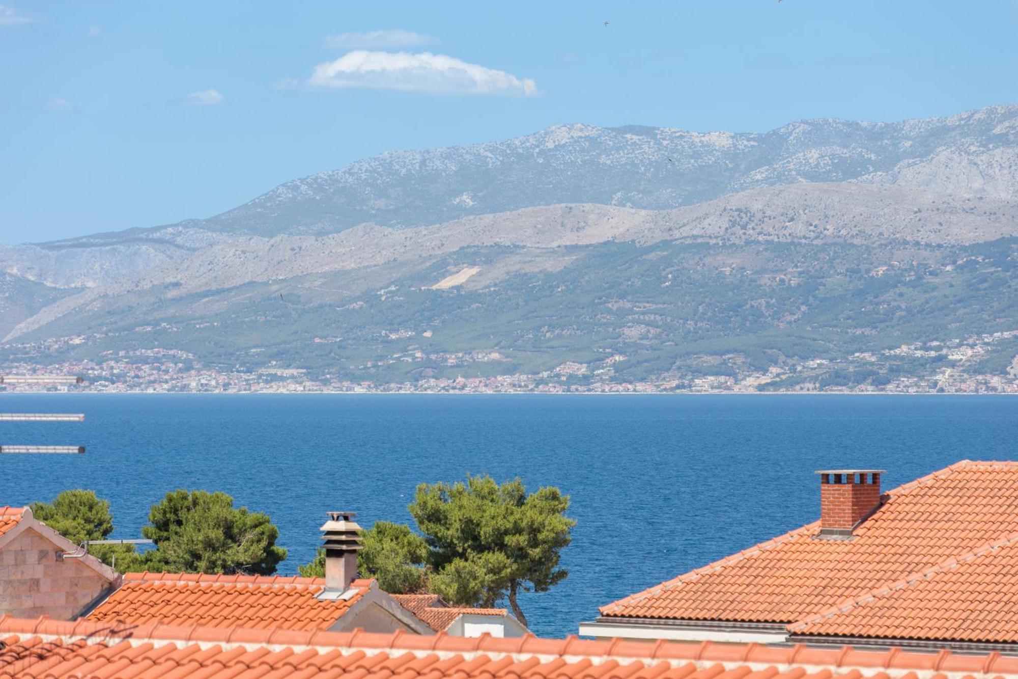 Apartments And Rooms With Parking Space Supetar, Brac - 5658 Eksteriør billede